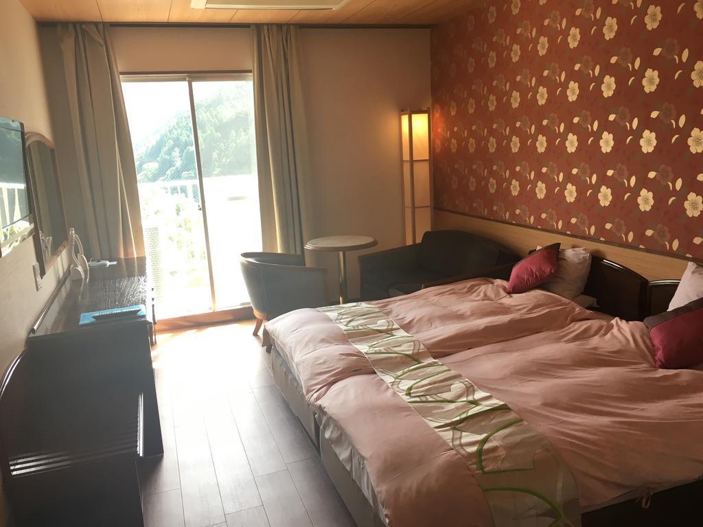 צו Hinotani Onsen Misugi Resort מראה חיצוני תמונה